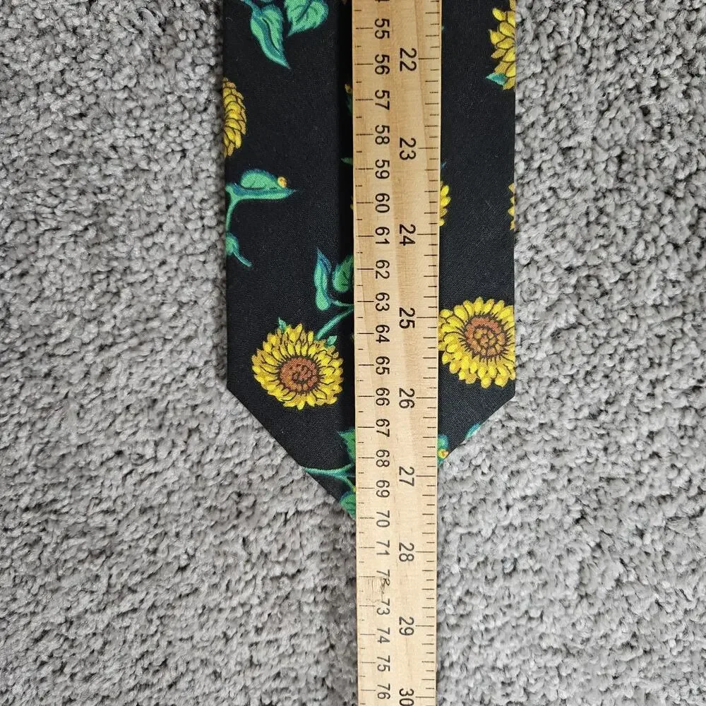 Vtg Britches Great Outdoors Necktie Black Cotton Sunflowers AOP 55